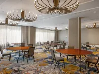 Embassy Suites by Hilton Atlanta Buckhead Các khách sạn gần Trung tâm mua sắm Lenox Square