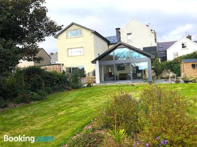 Dingle Garden Townhouse