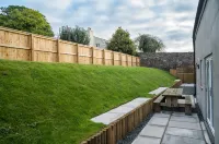 Brook Cottage - 1 Bedroom Cottage - Dale Hotels in 
