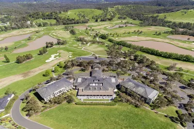 Yarra Valley Lodge, an EVT Hotel Hotels in Chirnside Park