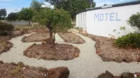 Clunes Motel - Parking