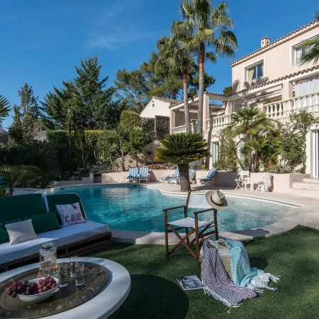 Juan les Pins Near Cannes & Beaches 18/20 Guests