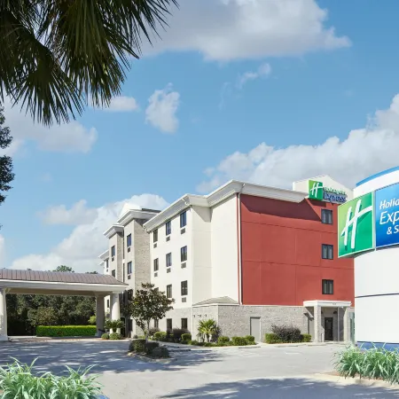 Holiday Inn Express & Suites PENSACOLA WEST-NAVY BASE by IHG
