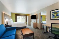 Holiday Inn Express & Suites LEWISBURG by IHG Hotel di 