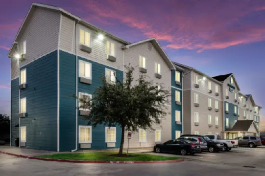 WoodSpring Suites Houston I-45 Airtex Hotels near National Museum of Funeral History