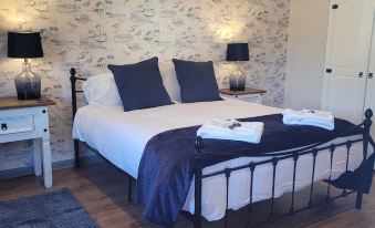 Bay Horse Cottages - Housity