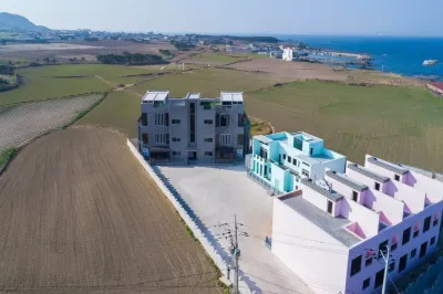 Pohang Isesang Kids Pool Villa Hoteles cerca de Homigot Sunrise Square