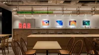 โรงแรม REF Kyoto Hachijoguchi โดย Vessel Hotels - ที่มีบาร์