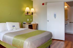Motel 6 Springfield or  Eugene North