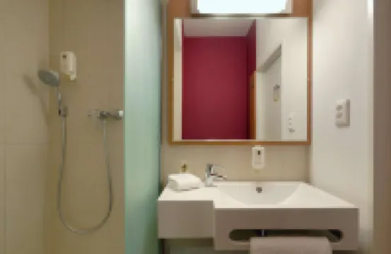 B&B HOTEL Prague-City