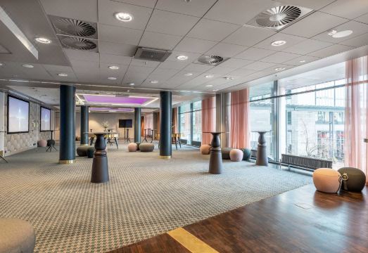 스칸딕 시몬켄타 조식 뷰