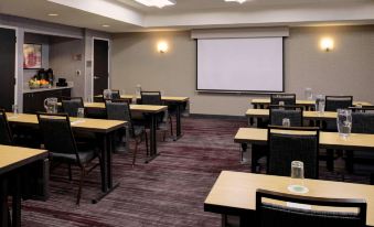Sonesta Select Kansas City South Overland Park