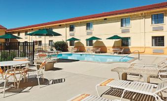 La Quinta Inn by Wyndham Champaign