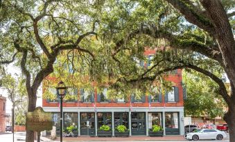 East Bay Inn, Historic Inns of Savannah Collection