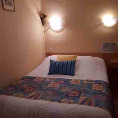 Logis Hôtels Le Céans Rooms