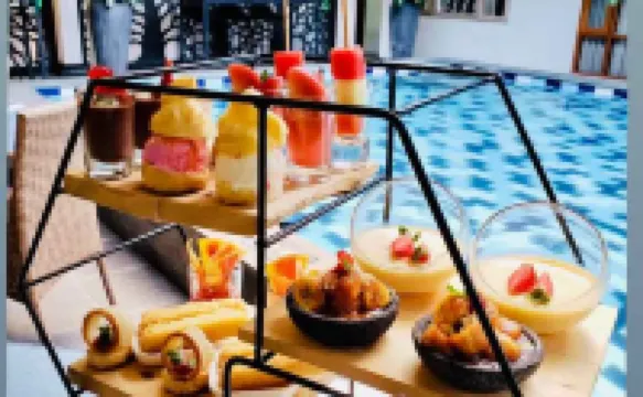 Raintree Boutique Villa & Gallery