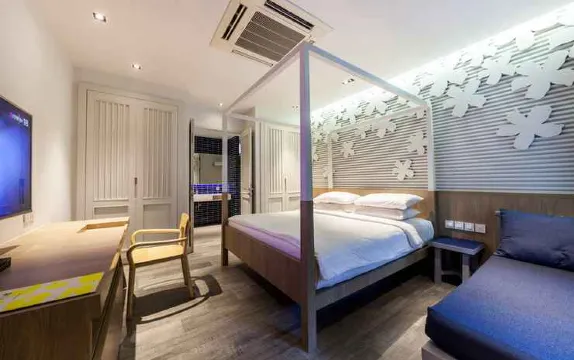 ห้องดีลักซ์