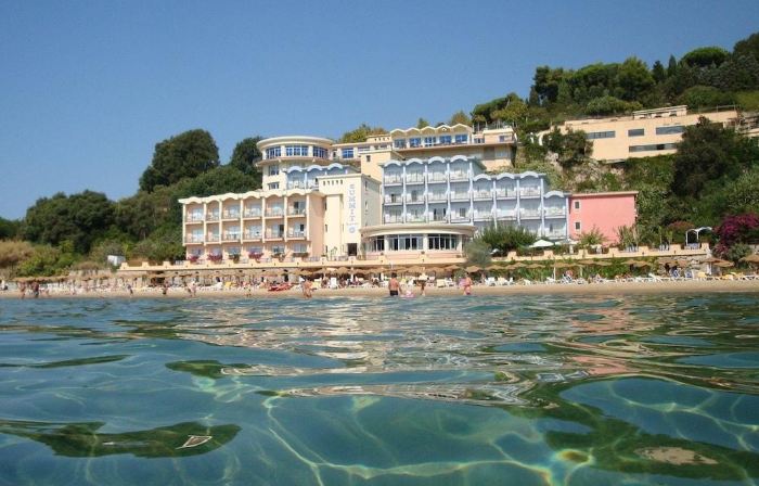 Summit Hotel