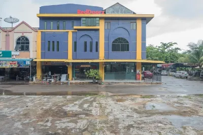 RedDoorz Near Rsud Embung Fatimah Batam Các khách sạn ở Batu Aji