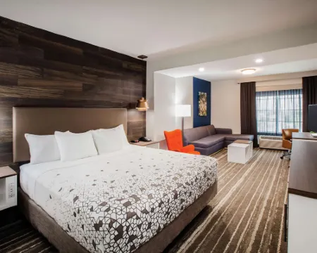 La Quinta Inn & Suites by Wyndham Owasso Hotels in Owasso