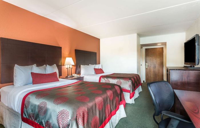 Ramada by Wyndham Luling