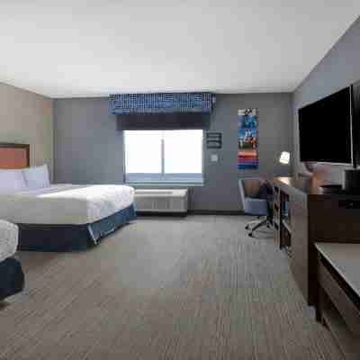 Hampton Inn by Hilton Crown Point Rooms