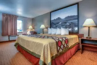 Super 8 by Wyndham Jackson Hole - Gym