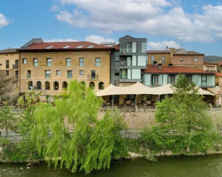 Palacio Tondon, la Rioja Brinas Hotels in Comarca de Haro