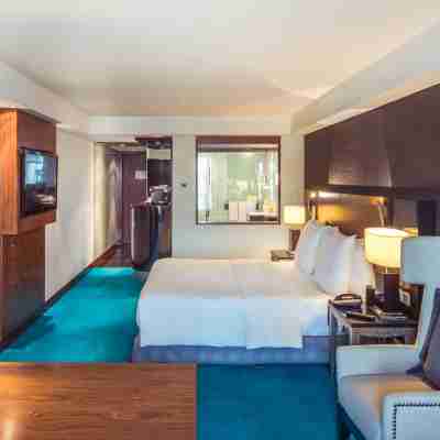 Radisson Blu Hotel, Kuwait Rooms