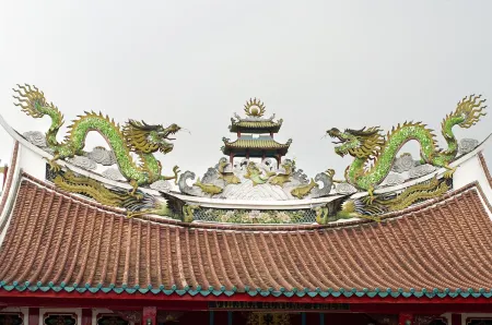 Residence Almonsari Medan Отели в г. Sei Sikambing B