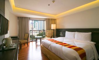 Century Park Hotel - Housity