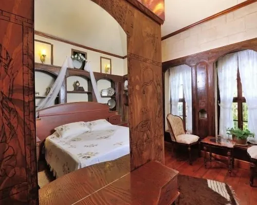 Asude Konak - Special Class Hotels near Alauddevle Mosque