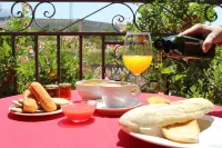 Hostal y Apartamento Rural Los Naranjos Hôtels à : Melegis