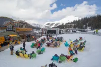 Sunshine Mountain Lodge Hotels in Improvement District No. 9