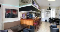 Hôtel de France Hotels in Caudebec-en-Caux