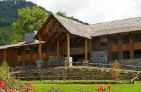 Laurel Ridge Country Club Hotels in Waynesville