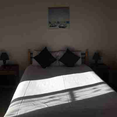 Orewa Pillows Lodge Rooms