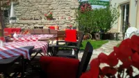 Uno Hotel Chapeau Noir - servizio colazione