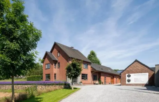 超越住宿加早餐酒店