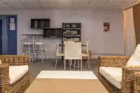 Residence La Corniche de la Plage Hotels in Bénodet