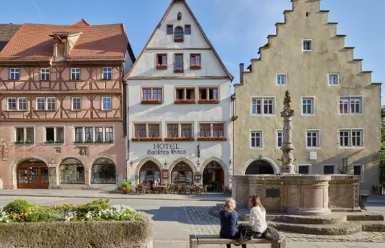 加爾尼哥特式家歷史酒店