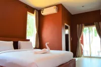 World Cat Hotel Beach & Resort Hotels in Bang Saphan Noi