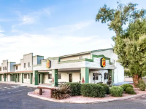 Super 8 by Wyndham Wickenburg AZ Hotels in Wickenburg
