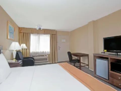 โฮเวิร์ด จอห์นสัน บายวินด์แฮม ทอร์รันซ์ โรงแรมในทอร์รันซ์