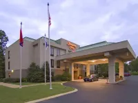 Hampton Inn Pickwick DAM - at Shiloh Falls