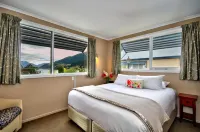 Melbourne Lodge Hotels in Queenstown