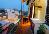 Lovely Apartments Marmont with Balconies in the Heart of Split