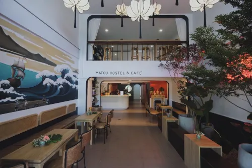 Matou Hostel & Cafe - 2-Star