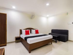 Capital O 49041 Hotel Shri Balaji Residency