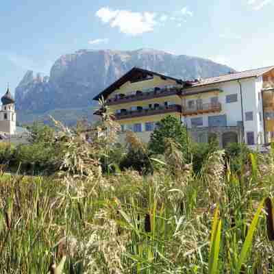 Gartenhotel Volser Hof - Adults Only Hotel Exterior